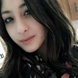 Meet your Posher, Nina